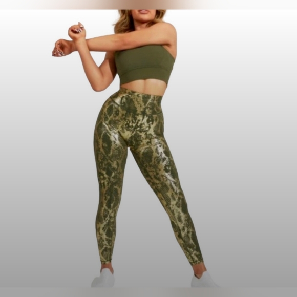 Buff Bunny Collection Rebel Legging - Picture 5 of 7